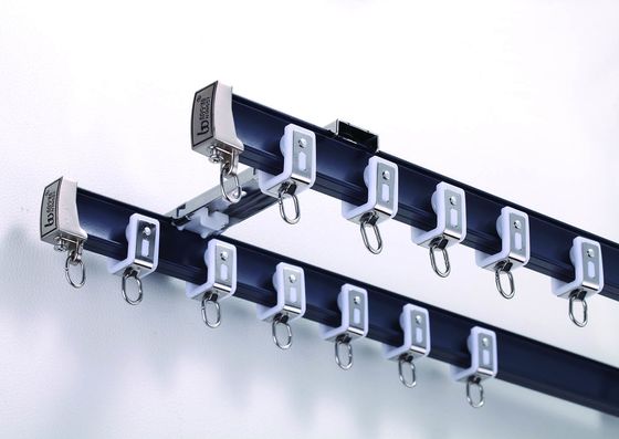 Giá tốt. Quy trình EP Đường dẫn rèm có thể uốn cong độ dày 1,5mm Đường ray rèm 1,5 m trực tuyến