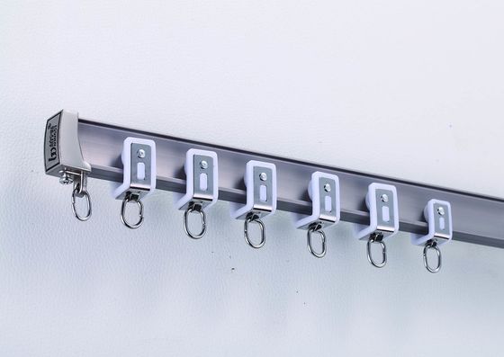 Bom preço. Fácil dobrar a trilha dobrável Grey Color da cortina do comprimento de 10mm*20mm 6m Em linha
